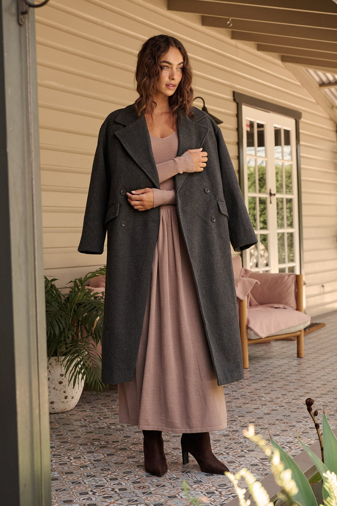 Women's Longline Coat with Notch Lapels and Relaxed Fit