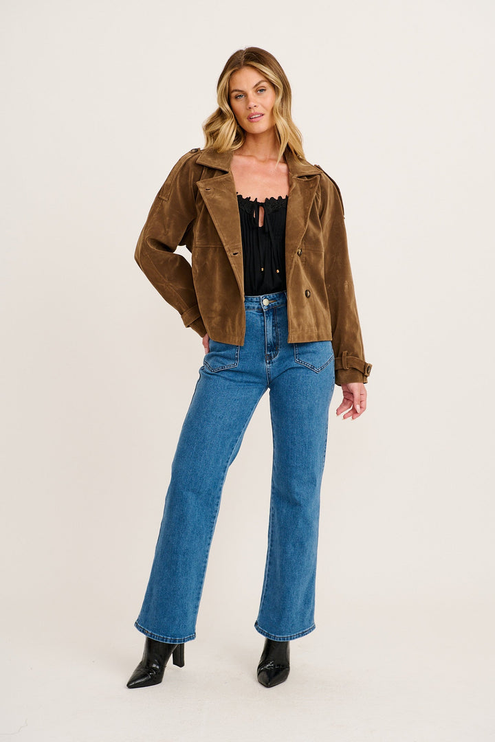 Women's Belted Suede Jacket with Notch Lapels and Relaxed Fit