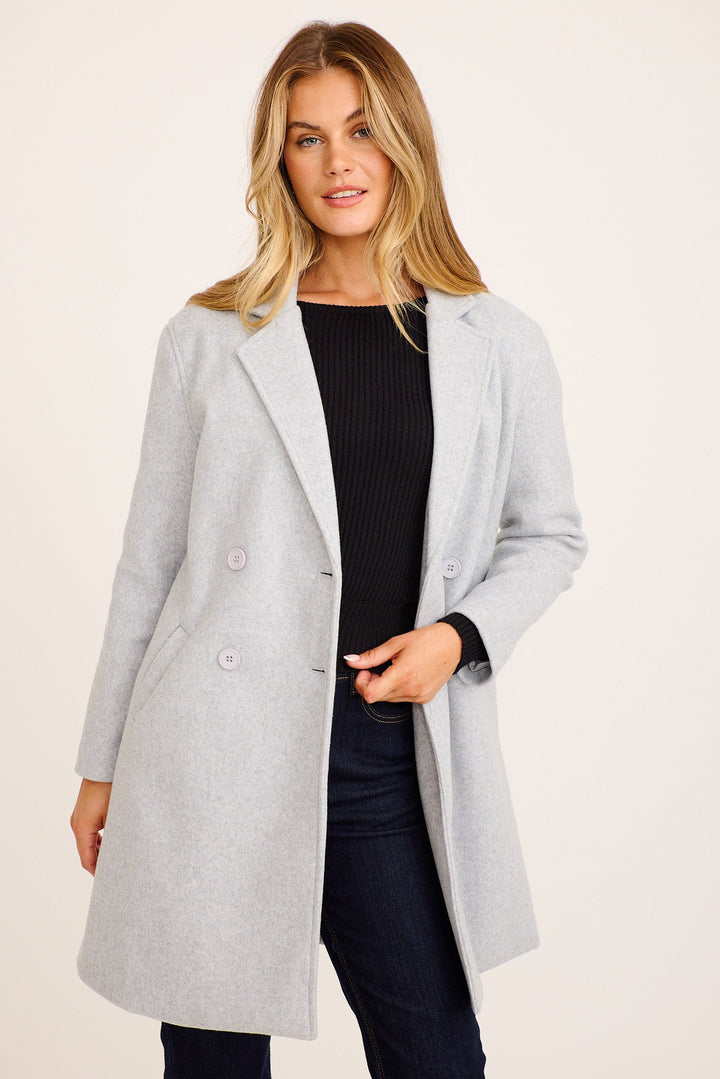 Women's Single Breasted Coat with Notch Lapels and Tailored Fit