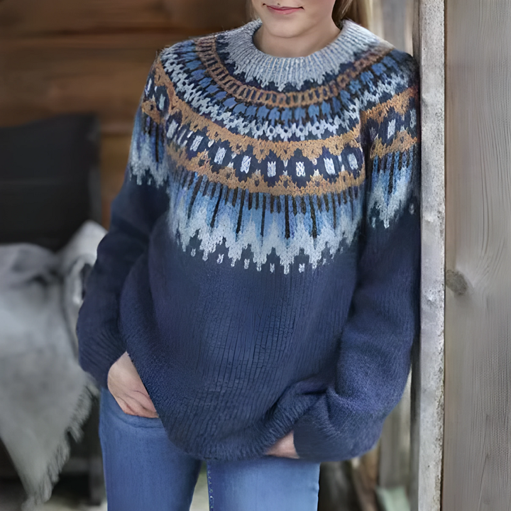 Women's Fair Isle Knitted Jumper with Round Neck and Relaxed Fit