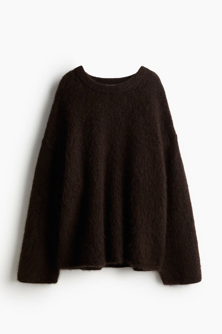 Women's Knitted Jumper with Round Neck and Relaxed Fit