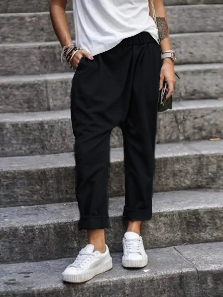 Women's Relaxed Fit Trousers with Tapered Leg