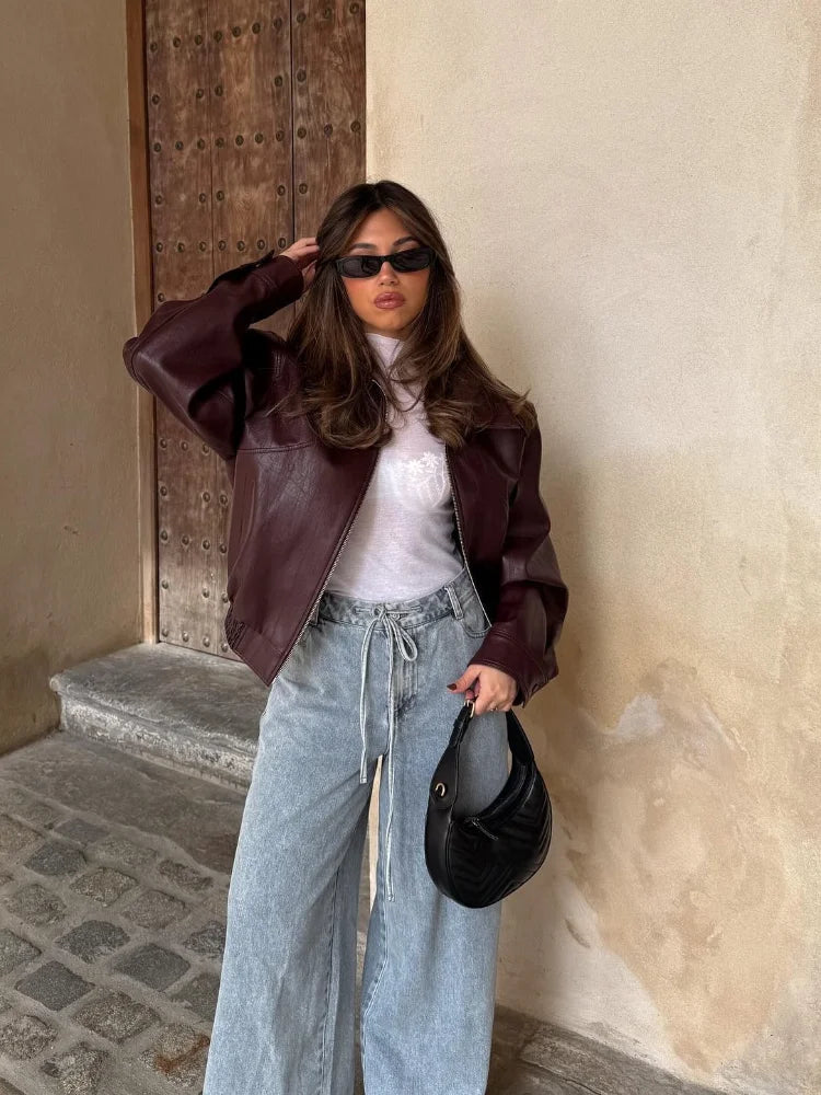 Women's Cropped Jacket with Round Neck and Relaxed Fit