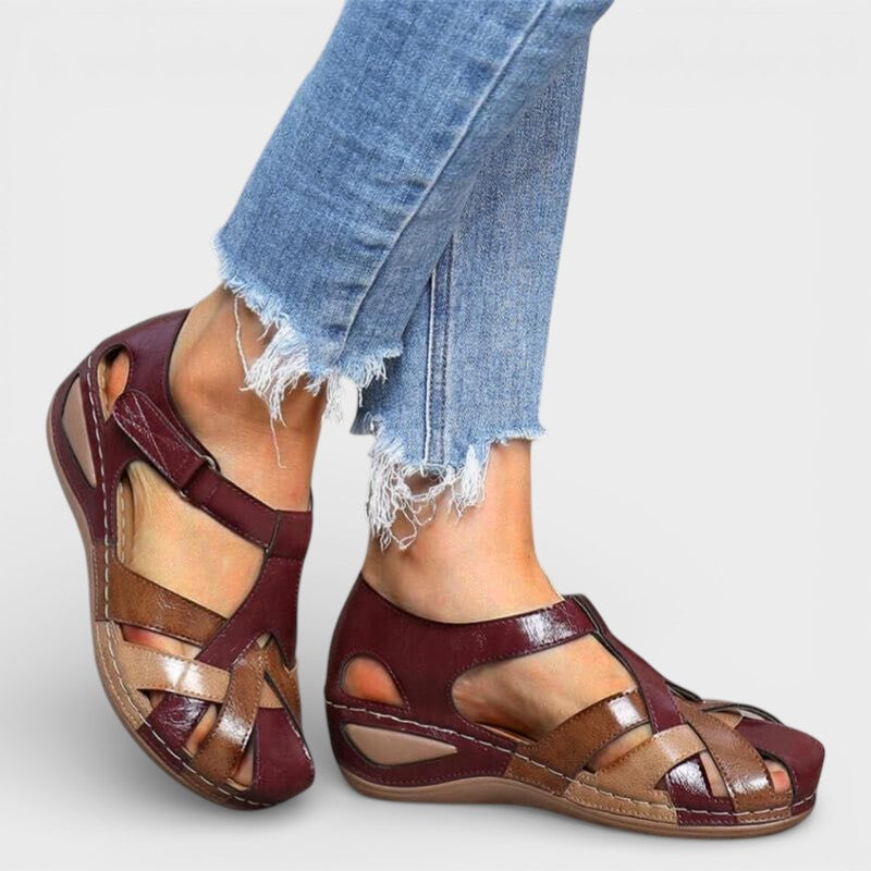 Women's Flat Sandals with Woven Straps and Closed Toe Design