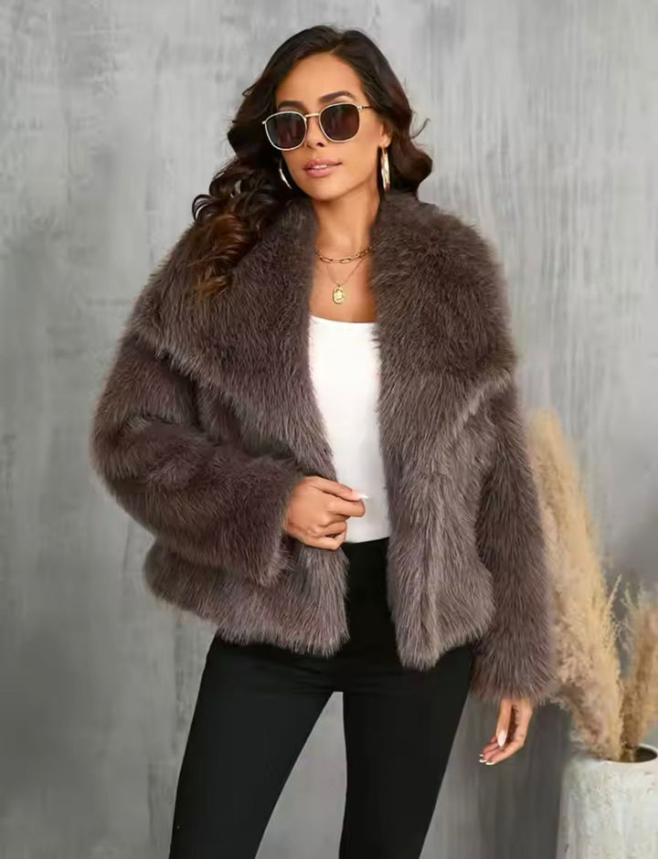 Women's Faux Fur Jacket with Oversized Collar and Relaxed Fit