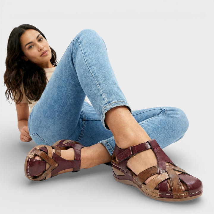 Women's Flat Sandals with Woven Straps and Closed Toe Design