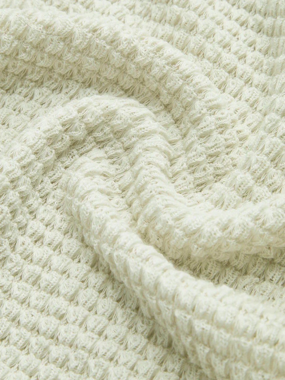 Women's Textured Knit Long Sleeve Top with Fitted Silhouette