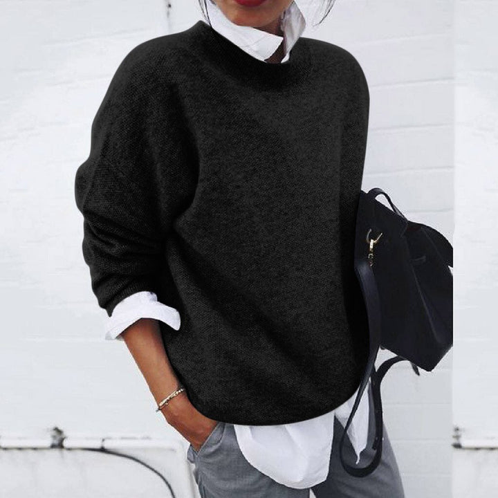 Women's Knitted Jumper with Crew Neck and Relaxed Fit