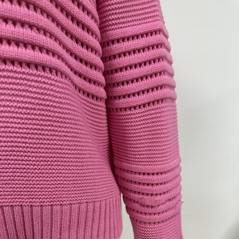 Women's Knitted Jumper with Ribbed Texture and Round Neck