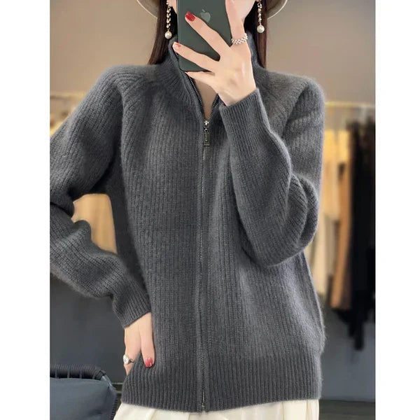 Women's Knitted Jumper with High Neck and Ribbed Texture