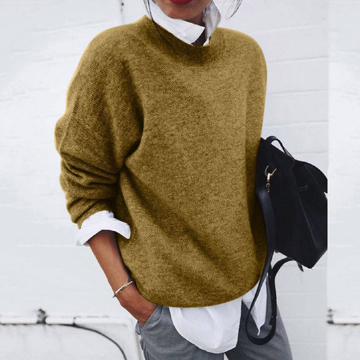 Women's Knitted Jumper with Crew Neck and Relaxed Fit