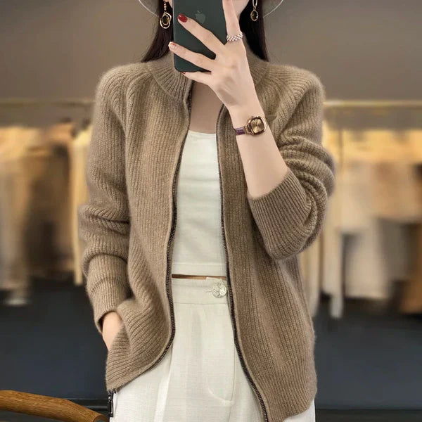 Women's Knitted Jumper with High Neck and Ribbed Texture