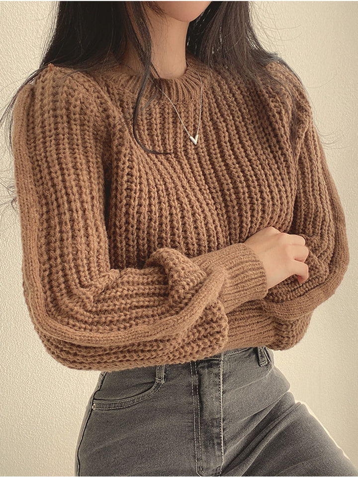 Women's Chunky Knitted Jumper with Round Neck and Relaxed Fit