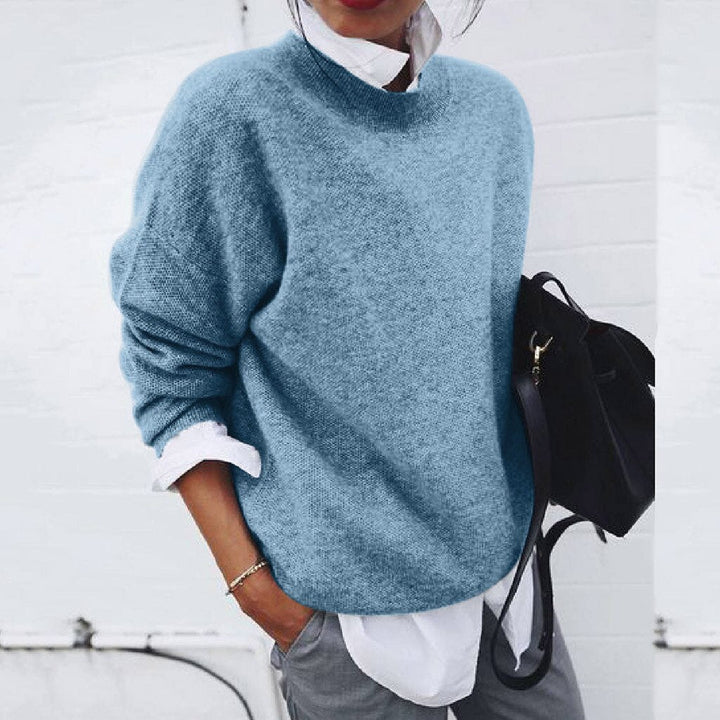 Women's Knitted Jumper with Crew Neck and Relaxed Fit