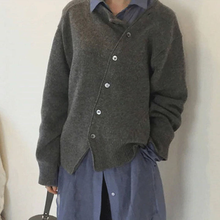 Women's Knitted Cardigan with Round Neck and Button Front