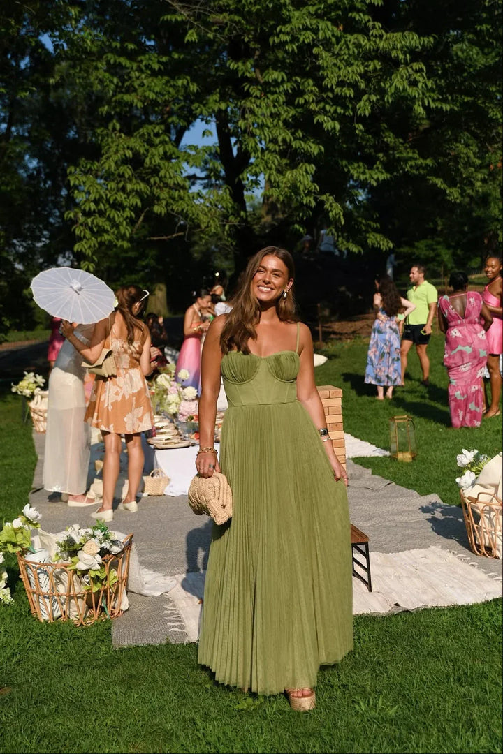 Women's Wedding Guest Pleated Maxi Dress with Sleeveless Design