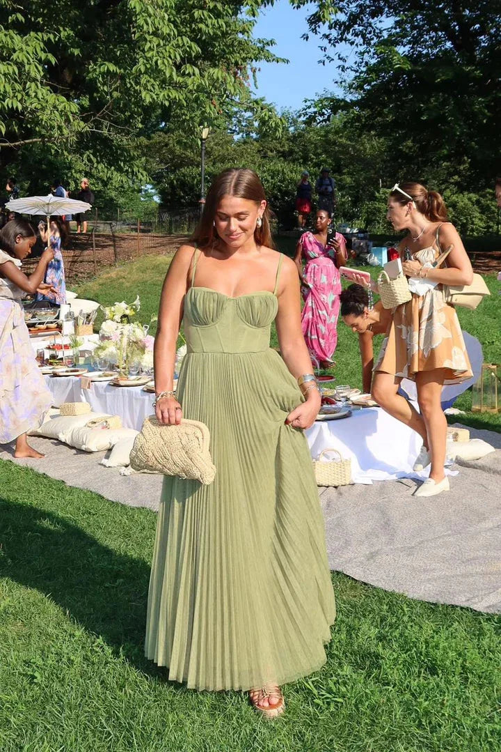 Women's Wedding Guest Pleated Maxi Dress with Sleeveless Design