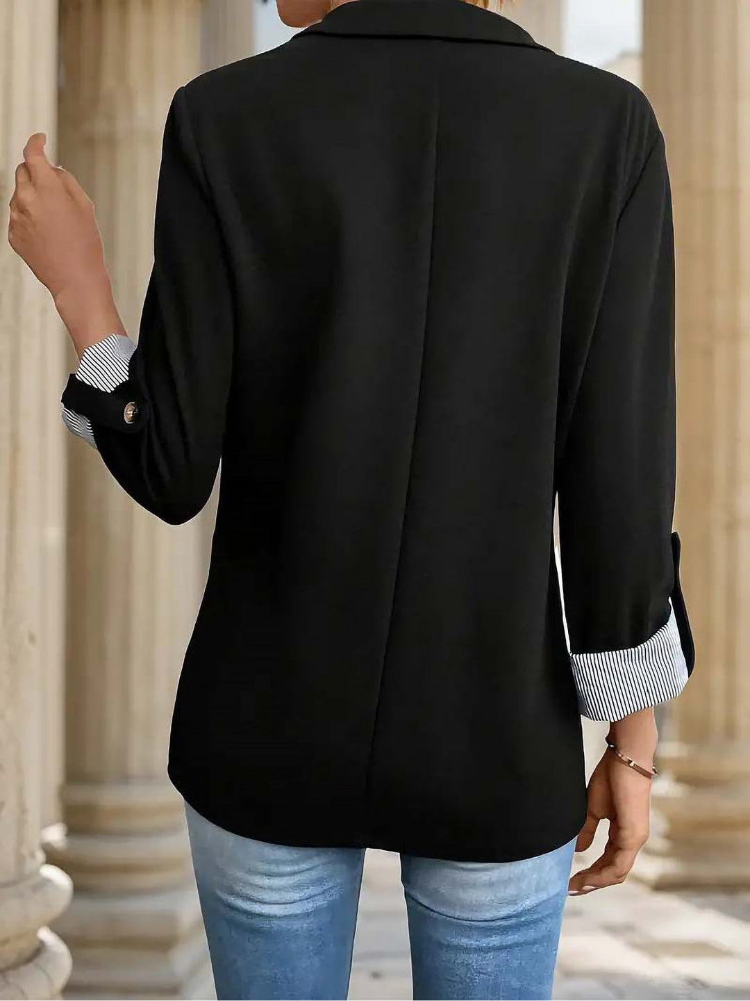 Women's Tailored Blazer with Notch Lapels and Ruched Sleeves